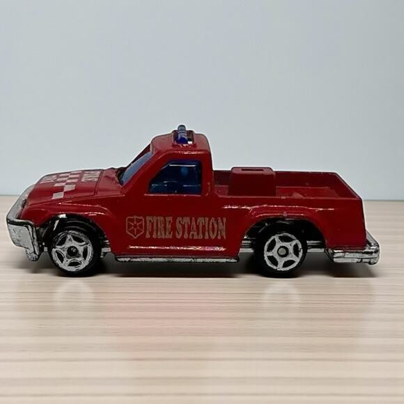 Vintage Die-Cast Fire Rescue Truck #281 Mini Collectible Toy Pickup Vehicle - Picture 1 of 7